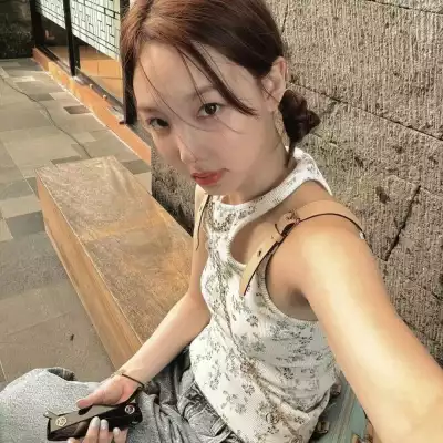 卢浅伽